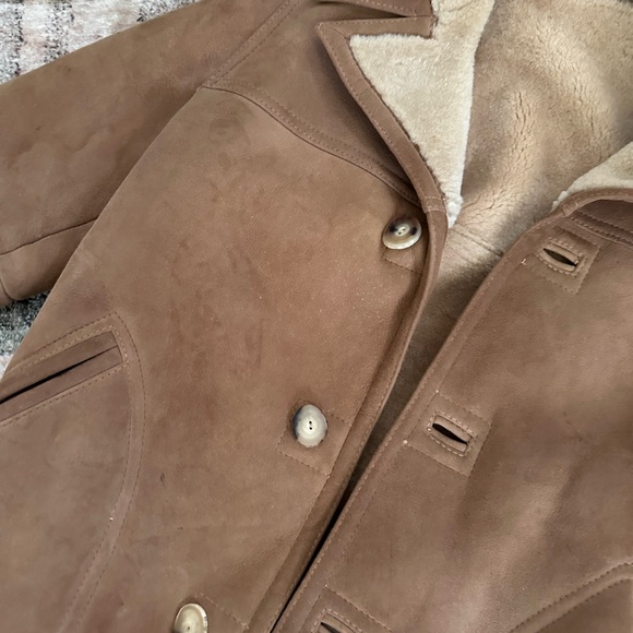 Men's Tan Shearling Coat - Picture 3 of 5